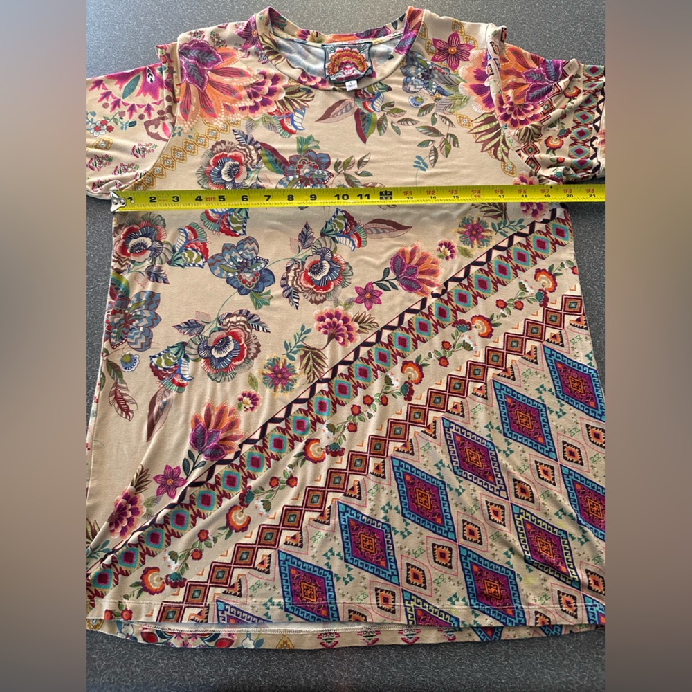 Johnny Was Zaki Patchwork Bamboo Tee Floral Geometric Mixed Print Tan Large - Picture 5 of 7